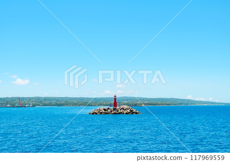 Spectacular ocean view from the boat 117969559