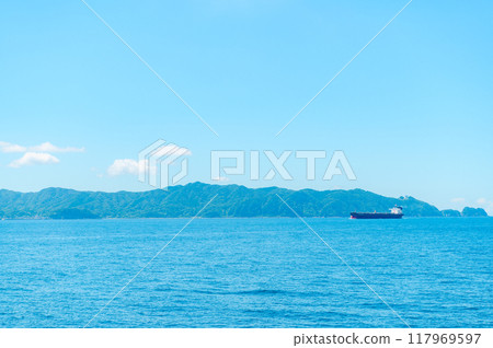 Spectacular ocean view from the boat Spectacular ocean view from the boat 117969597