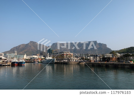 Cape Town Waterfront, South Africa 117976183