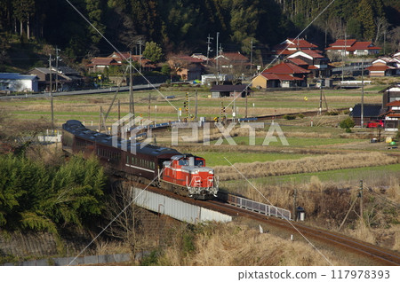Yamaguchi Line, near Watarigawa, DD51 test run 117978393