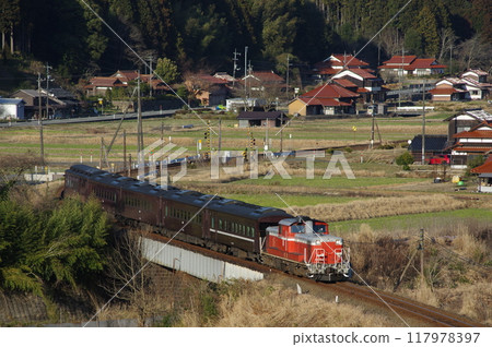 Yamaguchi Line, near Watarigawa, DD51 test run 117978397