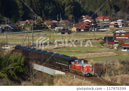 Yamaguchi Line, near Watarigawa, DD51 test run Yamaguchi Line, near Watarigawa, DD51 test run 117978399