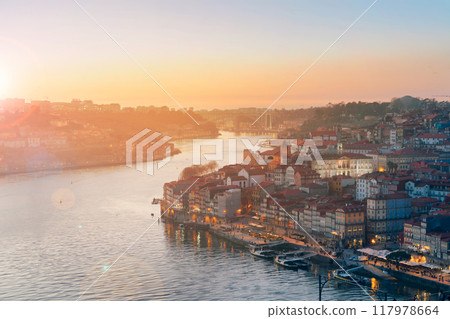 historic town of Porto, Portugal 117978664