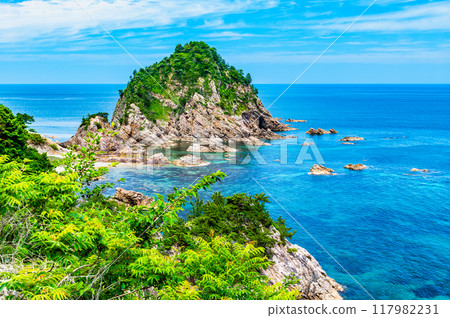 Tottori Uratomi Coast, Shirobara Coast 117982231