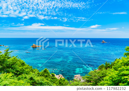 Tottori Uratomi Coast, Shirobara Coast 117982232