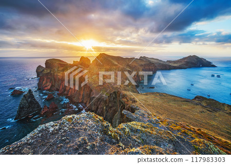 Madeira Island landscape. Ponta do Sao Lourenco. Madeira, Portugal Madeira Island landscape. Ponta do Sao Lourenco. Madeira, Portugal 117983303
