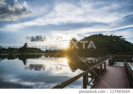 Fukushima: Oike Park at dusk (Yabuki Town) Fukushima: Oike Park at dusk (Yabuki Town) 117985684