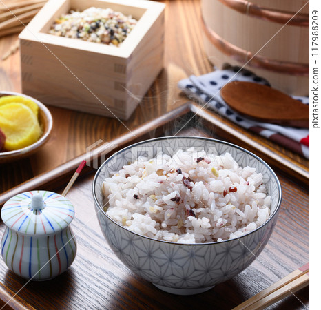 剛煮熟的雜糧米飯（三州雜糧） 117988209