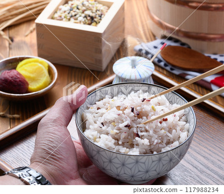 剛煮熟的雜糧米飯（三州雜糧） 117988234