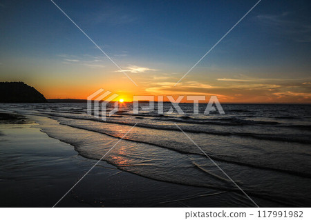 Sister's Beach Evening Scene 117991982