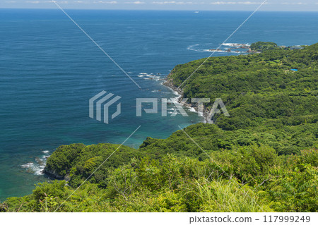 The Pacific Ocean as seen from Toba Observatory along Pearl Road in Toba City, Mie Prefecture, Japan The Pacific Ocean as seen from Toba Observatory along Pearl Road in Toba City, Mie Prefecture, Japan 117999249