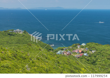 The Pacific Ocean as seen from Toba Observatory along Pearl Road in Toba City, Mie Prefecture, Japan 117999254