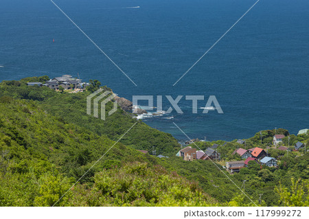 The Pacific Ocean as seen from Toba Observatory along Pearl Road in Toba City, Mie Prefecture, Japan The Pacific Ocean as seen from Toba Observatory along Pearl Road in Toba City, Mie Prefecture, Japan 117999272