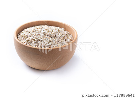 Rolled oats, healthy breakfast cereal oat flakes in bowl isolated on white background 117999641