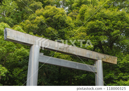 Torii gate of the Outer Shrine of Ise Grand Shrine in Ise City, Mie Prefecture, Japan 118000325