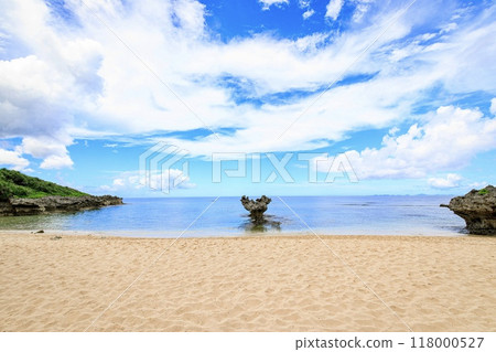 Heart Rock at Teenu Beach, Kouri Island, Okinawa Prefecture 118000527