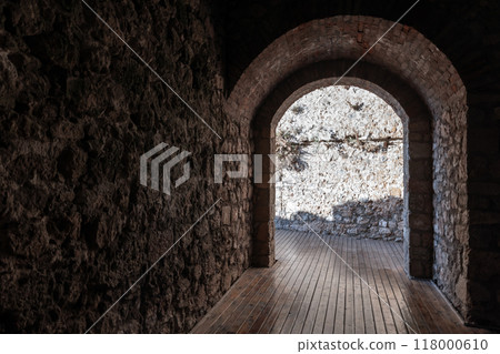 Empty arched gateway of an ancient fortress Alanya Kale, Turkey Empty arched gateway of an ancient fortress Alanya Kale, Turkey 118000610
