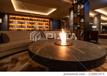 北海道新雪谷度假酒店，東山新雪谷村，麗思卡爾頓保護區夜間大廳酒廊 118001473