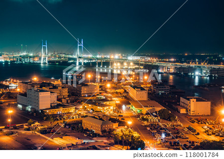 【神奈川縣】山下碼頭和海灣大橋的夜景 【神奈川縣】山下碼頭和海灣大橋的夜景 118001784
