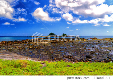 Summer sky and twin islands of Kushimoto② Summer sky and twin islands of Kushimoto② 118001907