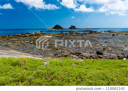 Summer sky and twin islands of Kushimoto ④ Summer sky and twin islands of Kushimoto ④ 118002142