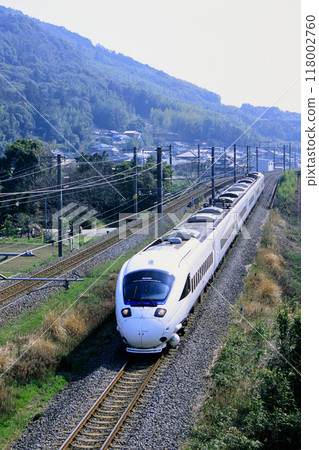 經過杵築市八坂地區的特急“索尼克號”(JR九州號) 經過杵築市八坂地區的特急“索尼克號”(JR九州號) 118002760