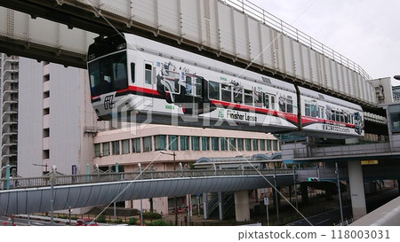 Chiba Urban Monorail Townliner 1000 series 15th train 118003031