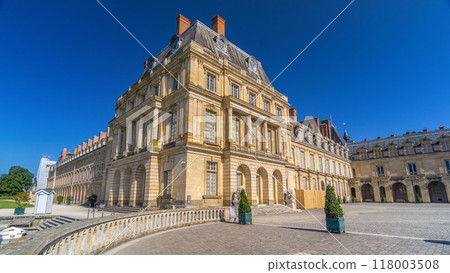 Beautiful Medieval landmark - royal hunting castle Fontainbleau timelapse hyperlapse. 118003508