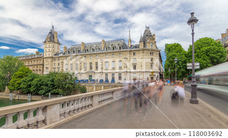 Building of Cour de cassation and traffic on Saint-Michel bridge timelapse hyperlapse in Paris, France 118003692