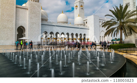 Sheikh Zayed Grand Mosque timelapse located in Abu Dhabi - capital city of United Arab Emirates. 118003823