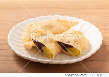 Sweet dumplings (sweet potato, bean paste) Sweet dumplings (sweet potato, bean paste) 118004592