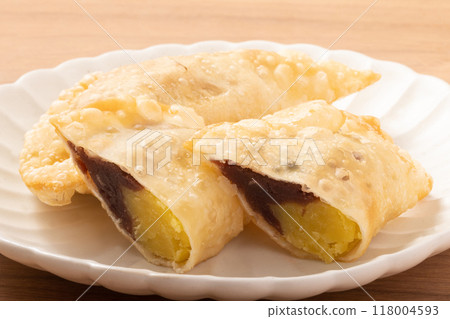 Sweet dumplings (sweet potato, bean paste) Sweet dumplings (sweet potato, bean paste) 118004593