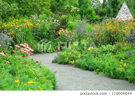 Ueno Farm Gnome Garden 118006644