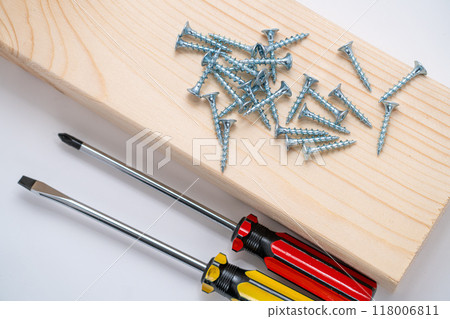 carpenter, wood, lumber 118006811