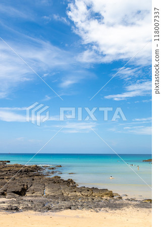 美麗的海灘:熊本縣天草市的木紫海灘 美麗的海灘:熊本縣天草市的木紫海灘 118007337