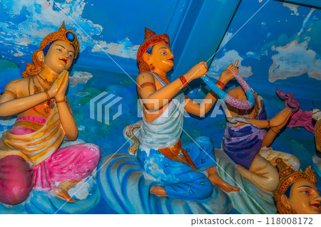 figures depicting entire history Buddha, starting from birth. 118008172