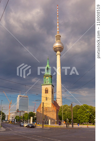 Evangelical Church of St. Mary at Alexanderplatz in Berlin. 118008519