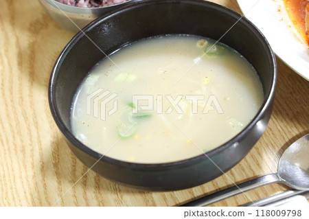 Korea Food. Beef Bone Soup 118009798
