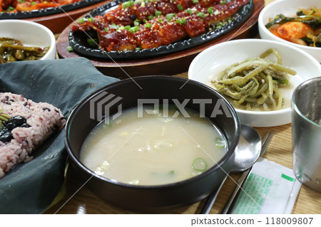 Korea Food. Beef Bone Soup 118009807
