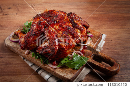 whole fried chicken, with spices, grilled chicken, on a chopping board, top view, homemade, no people, whole fried chicken, with spices, grilled chicken, on a chopping board, top view, homemade, no people, 118010250