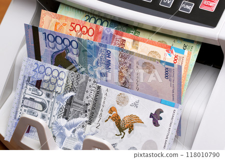 Kazakhstani tenge in the counting machine 118010790