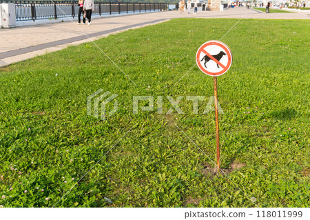 sign dog no warning information prohibited puppy stop forbidden prohibition pet symbol animal 118011999