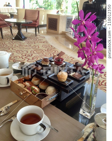 Hotel afternoon tea Hotel afternoon tea 118012350