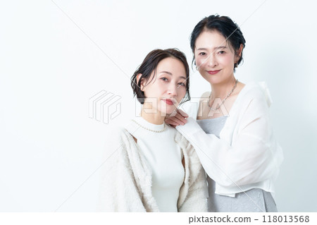 Mrs. Model Portrait 118013568