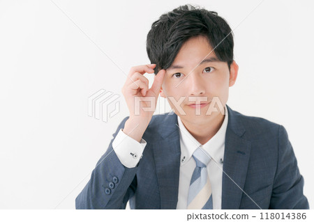 Young man who cares about his hair 118014386