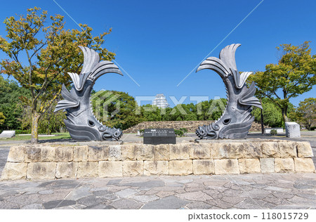 Himeji City, Hyogo Prefecture Shachihoko Replica of Himeji Castle and Himeji Castle Keep from Shiromidai Park 118015729