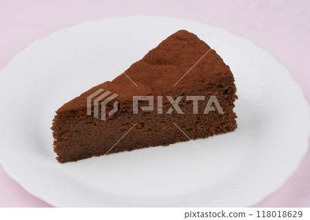 Chocolate cake  118018629