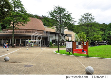 川崎市生田綠地中央廣場咖啡館星巡與川崎太空與綠色科學館天文館 118020412