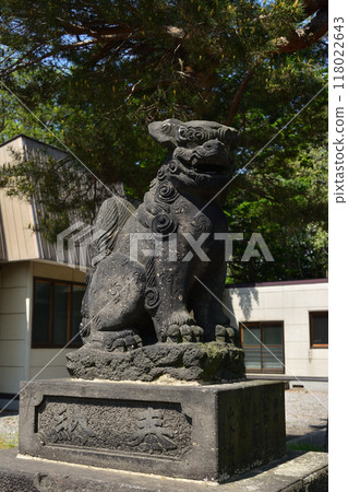 陽光明媚的日子江別神社 118022643