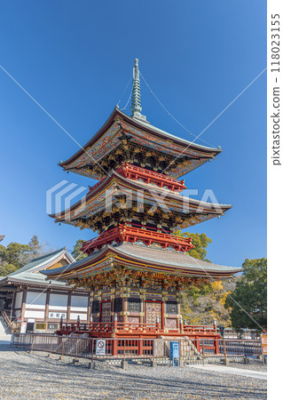 Shinshoji pagoda narita temple 118023155